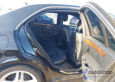 2012 Mercedes-Benz E 350 z USA, uszkodzony, nr VIN WDDHF5KB0CA648830